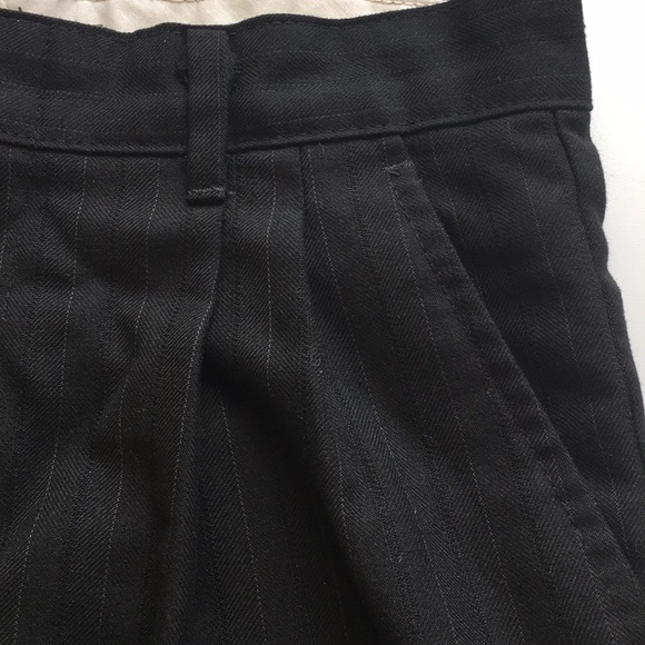 Boys 2-piece Dark Navy Pin Stripe Suit -- Size 14 - Picture 11 of 16